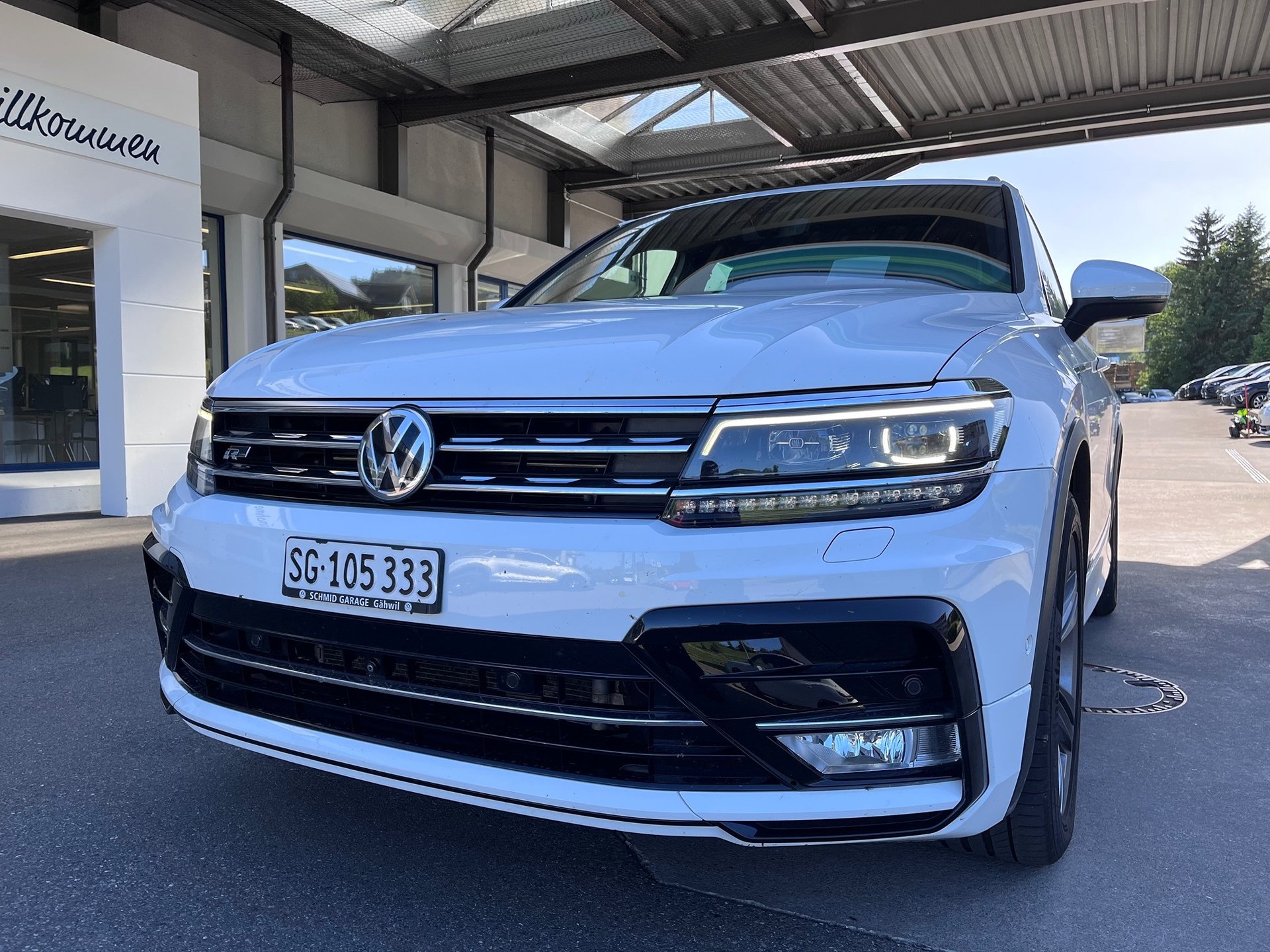 VW Tiguan R-Line 2.0 TSI 4M