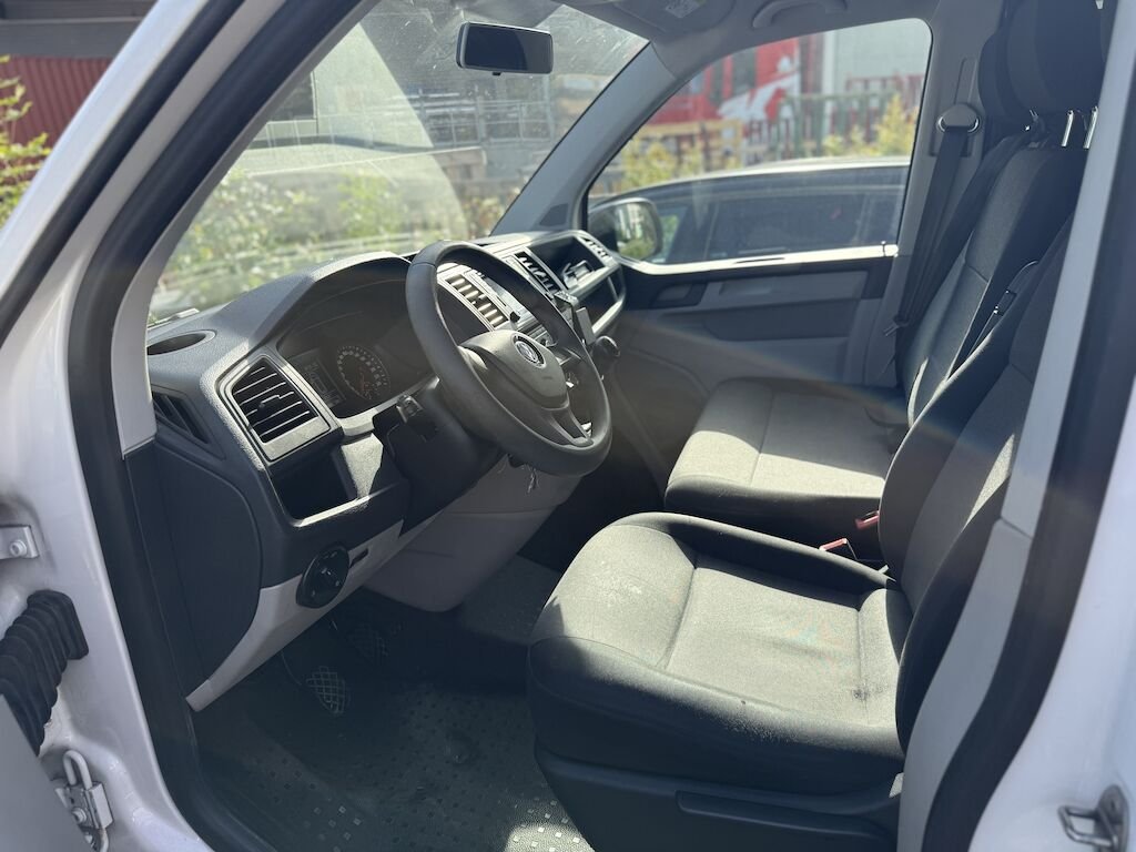 VW Transporter 3000mm 102PS