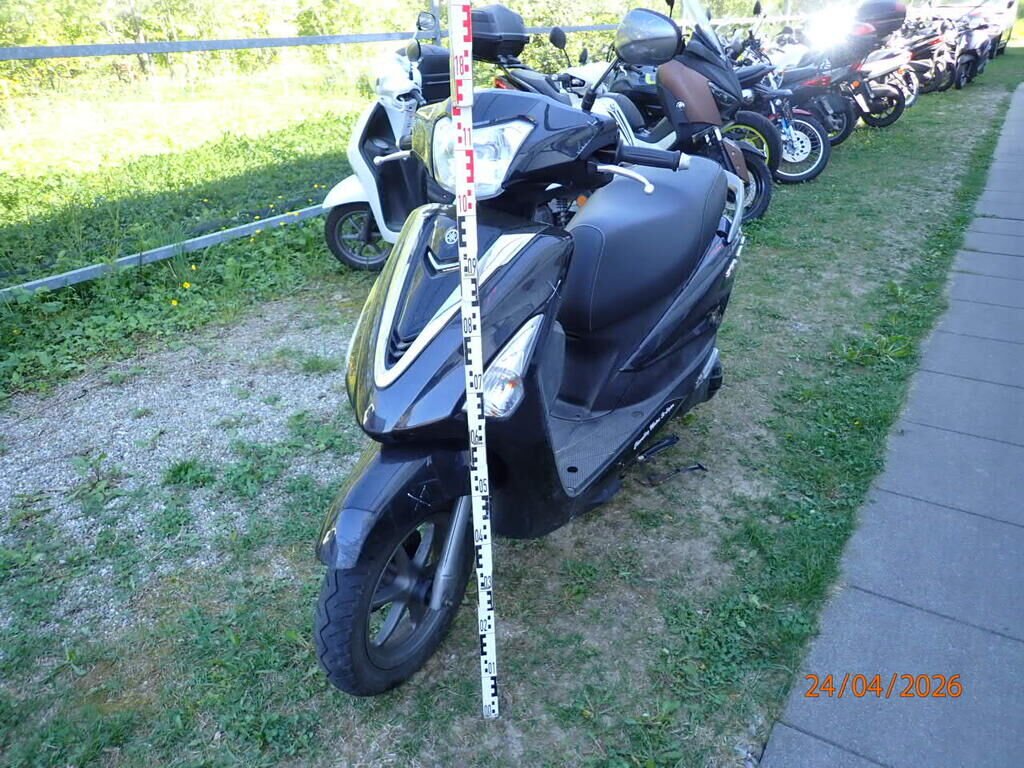 YAMAHA D'elight LTS 125 UBS