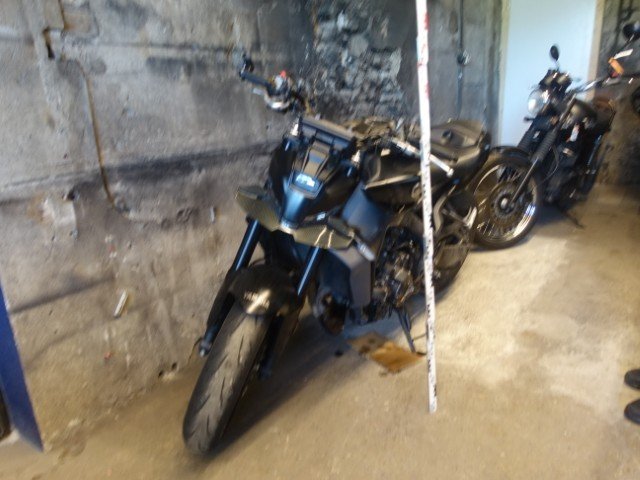 Yamaha MT-09 (35KW) Moto