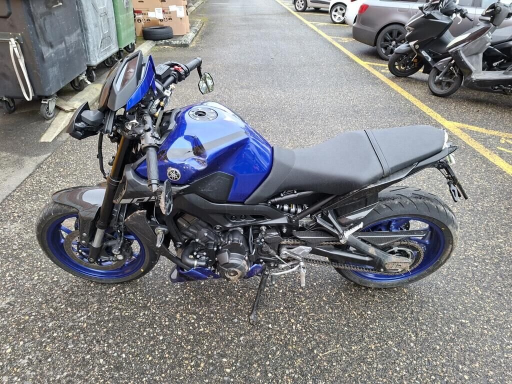 YAMAHA MT-09 ABS