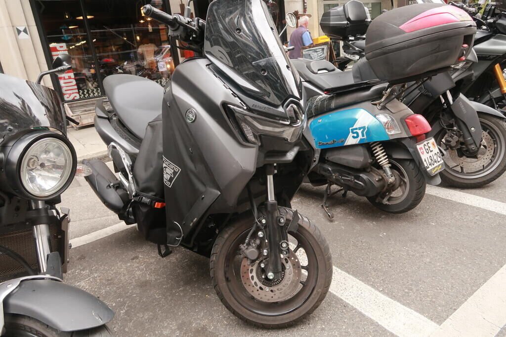 Yamaha N-Max 125