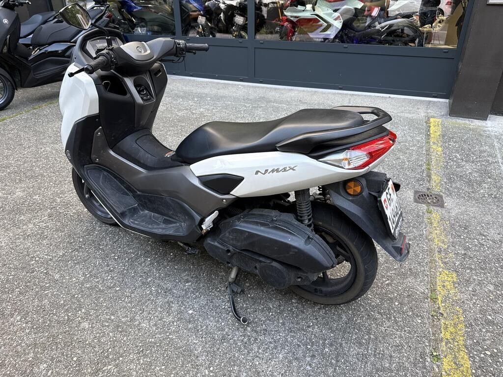 YAMAHA N-Max GPD 125