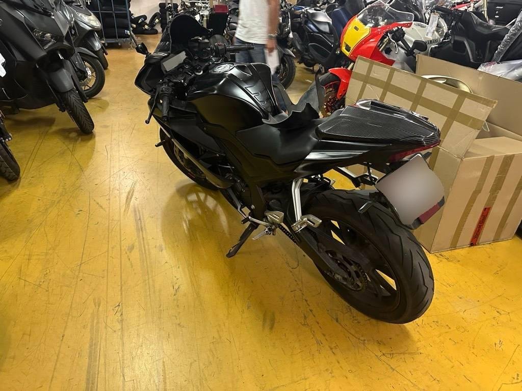 Yamaha R 125 YZF-R25 0.1, 15 HP