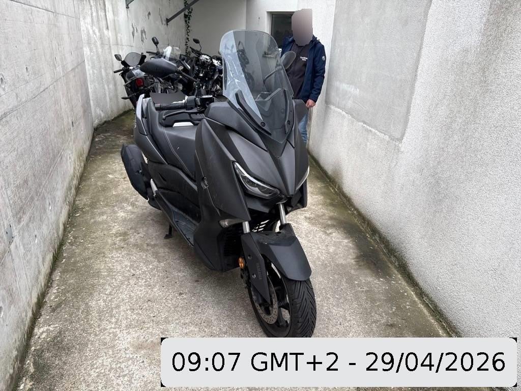 Yamaha X-Max 125, 12 HP