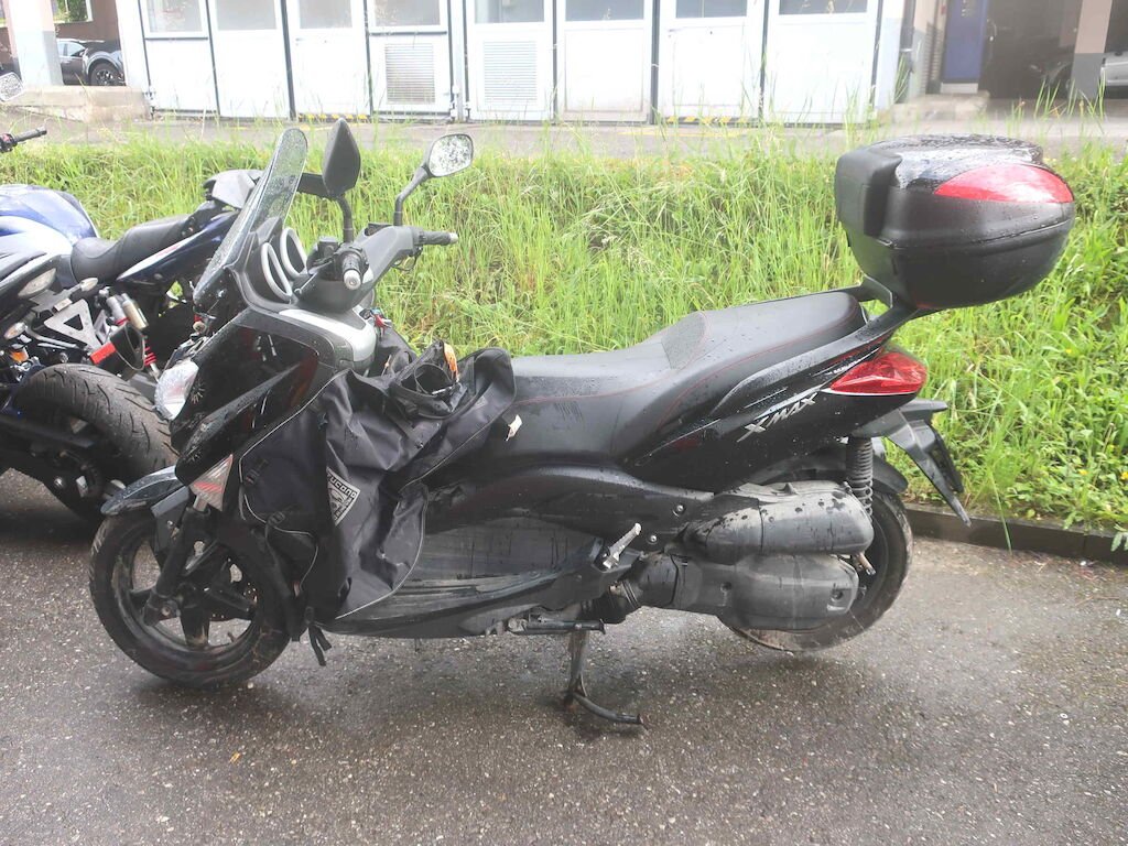 YAMAHA X-MAX YP 125 RA  ABS