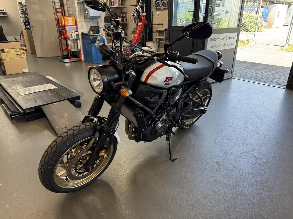 Yamaha XSR 700 D