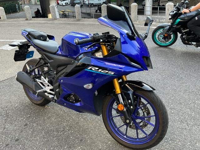 Yamaha YZF-R125 ABS .
