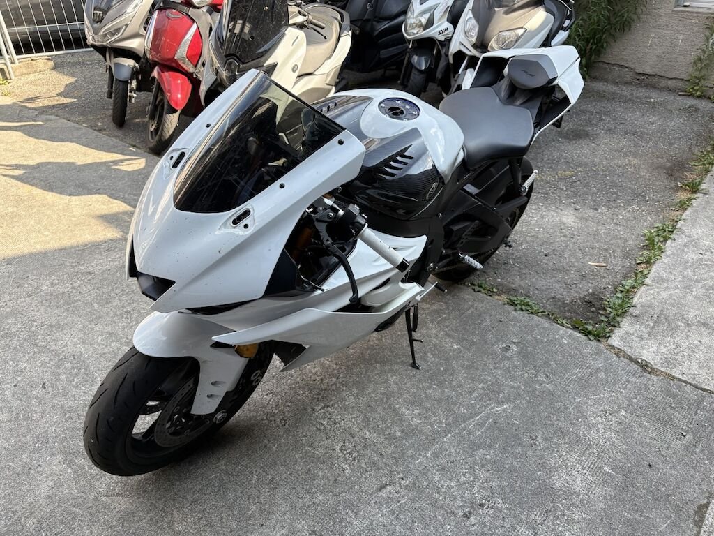 Yamaha YZF-R6 ABS 006 YZF-R6