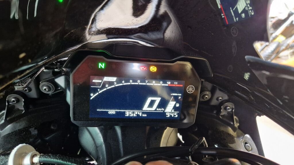 YAMAHA YZF-R7 (35kW)